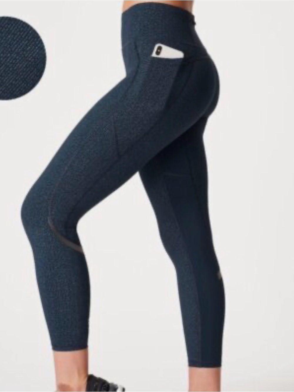 Sweaty Betty The Zero Gravity Navy Tech Leggings with Side Phone Pocket.